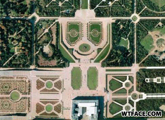 Wtf_cropcircles