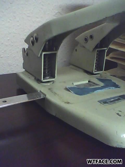 Holepunch1